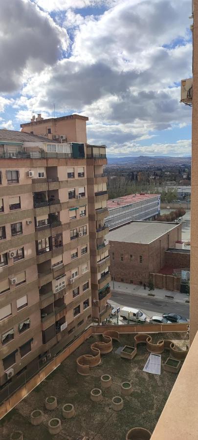 Habitacion Amplia Con Vistas Гранада Екстериор снимка